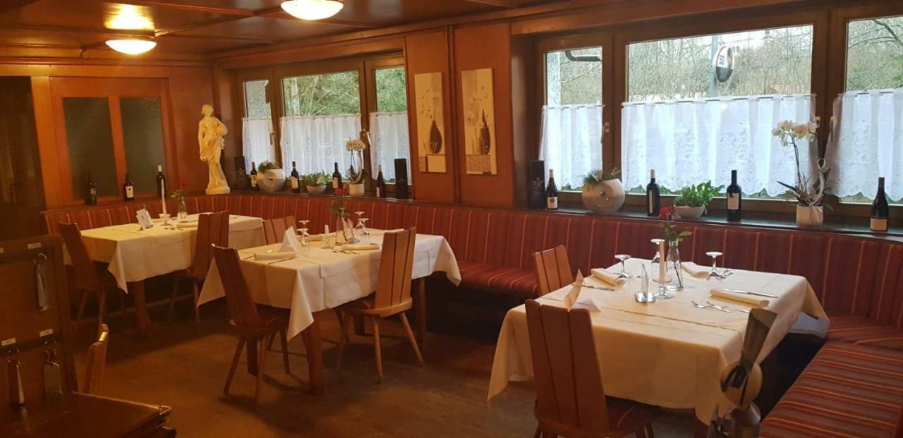 Alemannenhof Hotel Engel Rickenbach  ภายนอก รูปภาพ